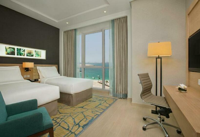 Люкс Семейный 2 Спальни, Doubletree By Hilton  Dubai  Jumeirah Beach