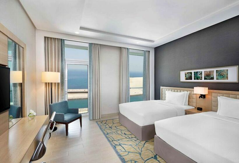 Люкс Семейный 2 Спальни, Doubletree By Hilton  Dubai  Jumeirah Beach