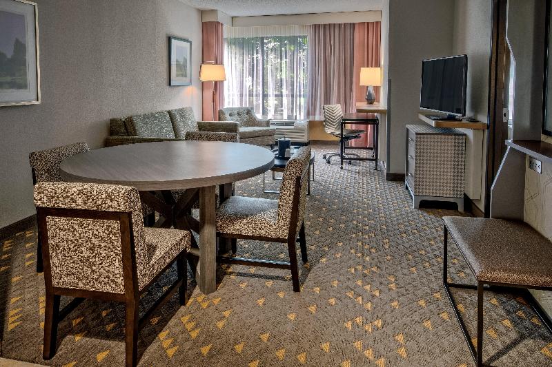 Люкс Кровать Кинг, Holiday Inn Rocky Mount I 95 @ Us 64, An Ihg