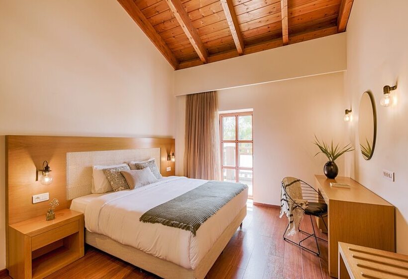 Полулюкс, Villa Di Mare Seaside Suites