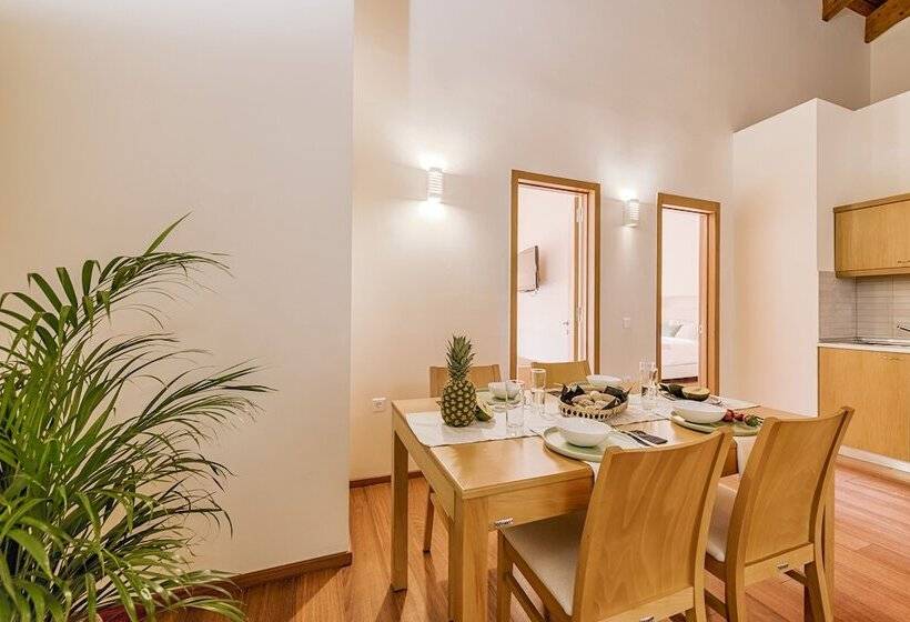 Президентский Люкс, Villa Di Mare Seaside Suites