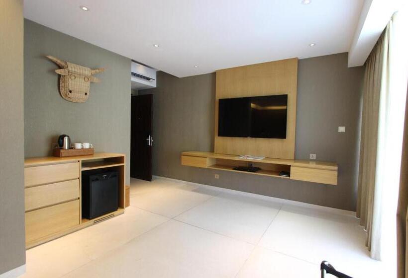 Люкс, Ossotel Legian
