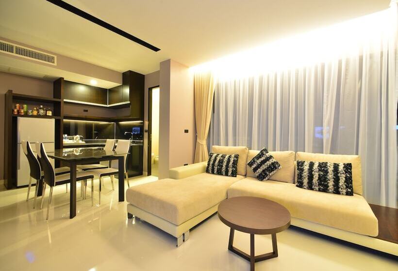 Люкс, The Charm Resort Phuket Sha Certified