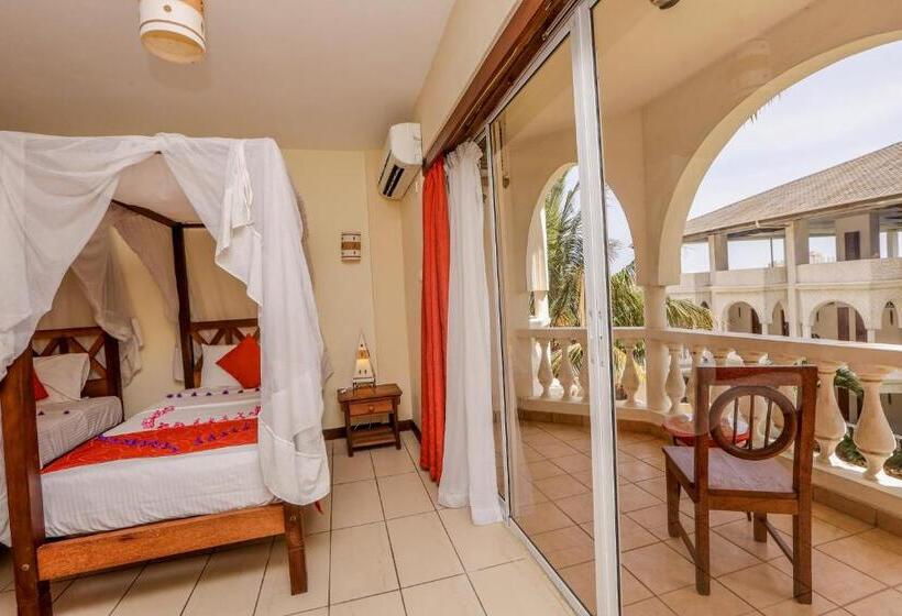 اتاق استاندارد با چشم‌انداز باغ, Cityblue Creekside Hotel & Suites