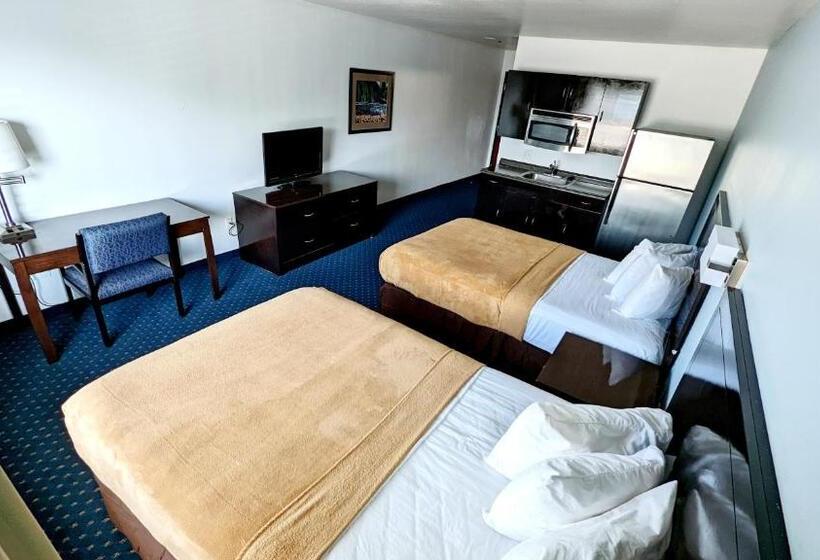 带2个双人床的标准工作室, Fairbridge Inn & Suites Canadian