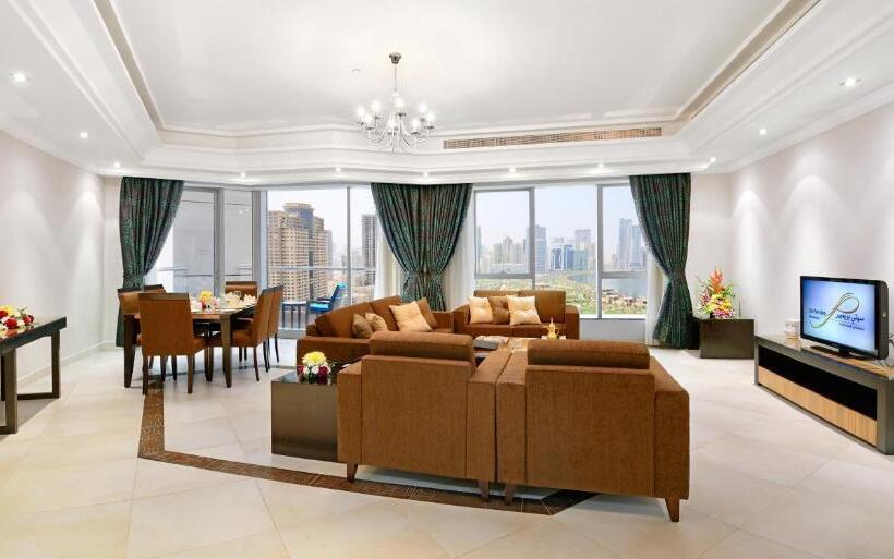 Апартаменты 3 Спальни, Al Majaz Premiere Hotel Apartments