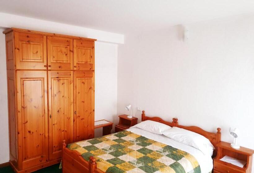 Номер Стандарт Трехместный, Albergo Trieste