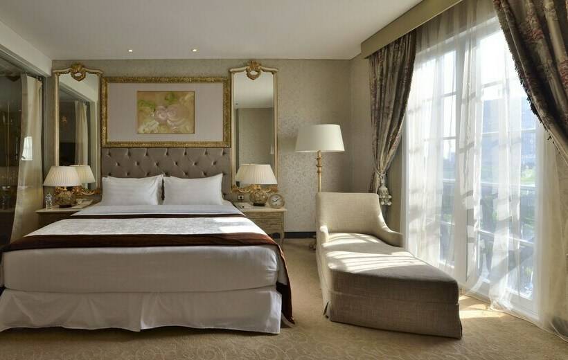 Номер Executive, Amaroossa Royal  Bogor