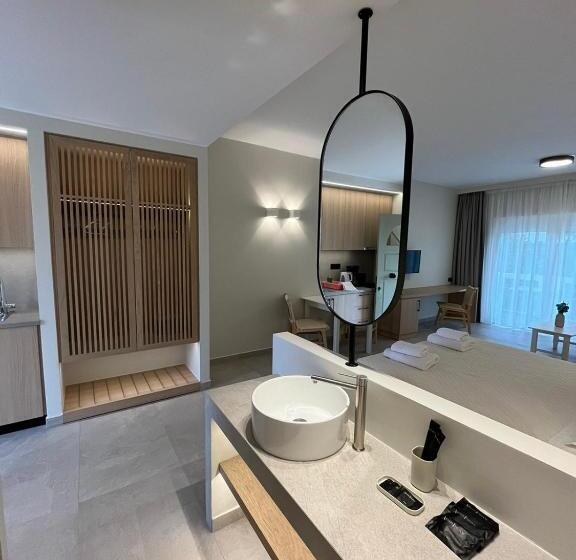 Студия Стандарт, Mediterranean Sea Top Floor