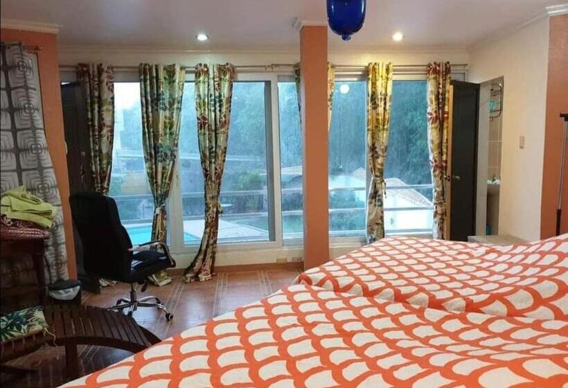디럭스 패밀리 룸, Elicon Suites