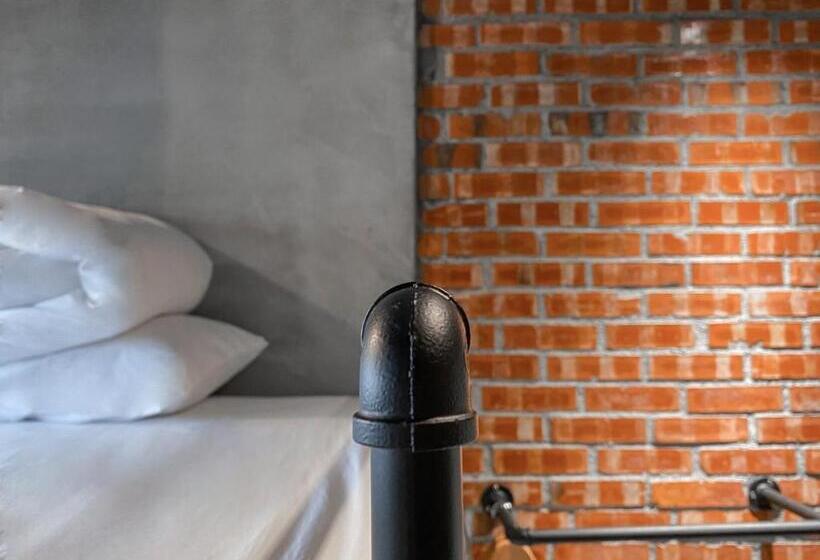 اتاق استاندارد یک نفره, Leisure Chiayi