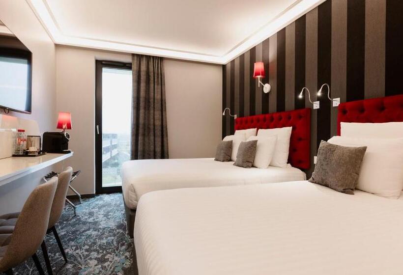 Четырехместный Номер Deluxe, Dali Val D Europe