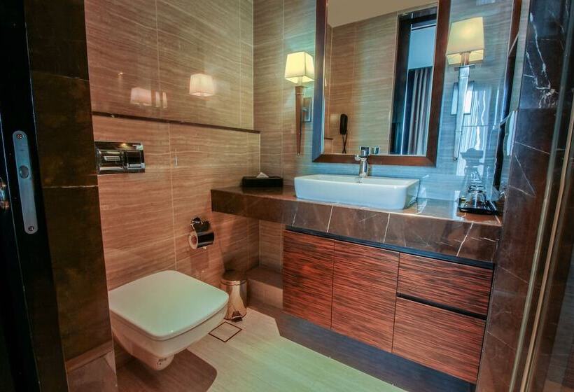 Quarto Deluxe, Zest Metropole