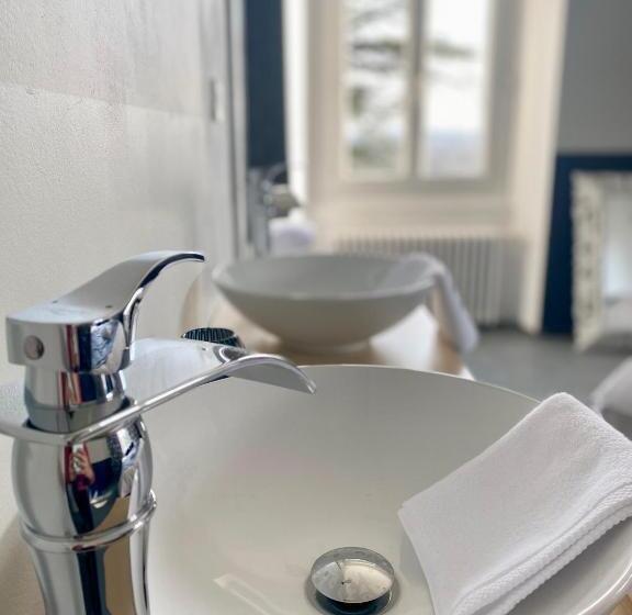 Трехместный Номер Deluxe, Château De Fabiargues