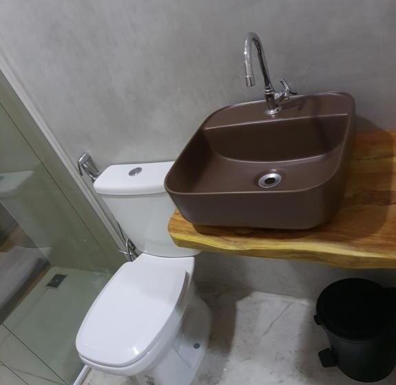 מיטת קינג בסוויטה, Pousada Canaã Icaraizinho