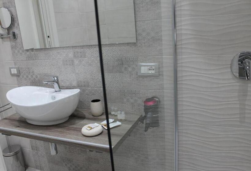اتاق استاندارد, Zaro Suites B&b
