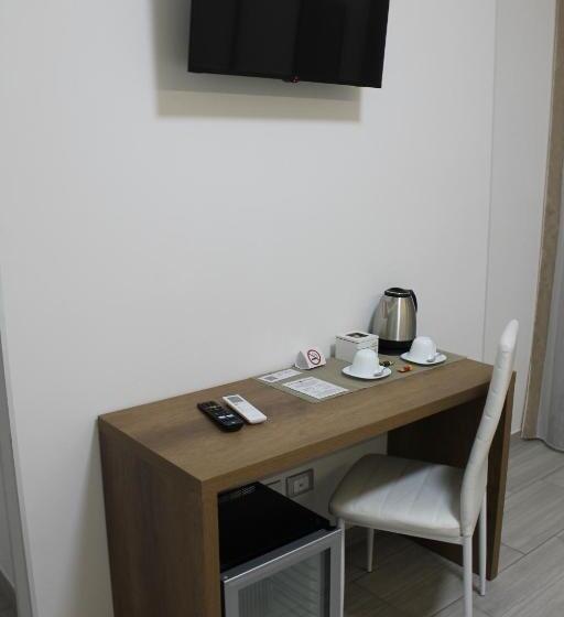 اتاق استاندارد, Zaro Suites B&b