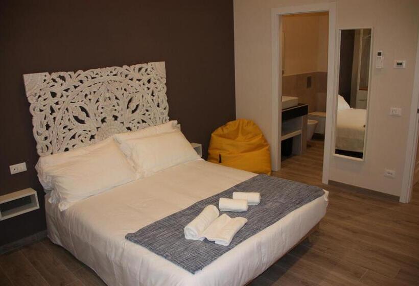 اتاق استاندارد سه نفره, App9   Rooms And Apartments
