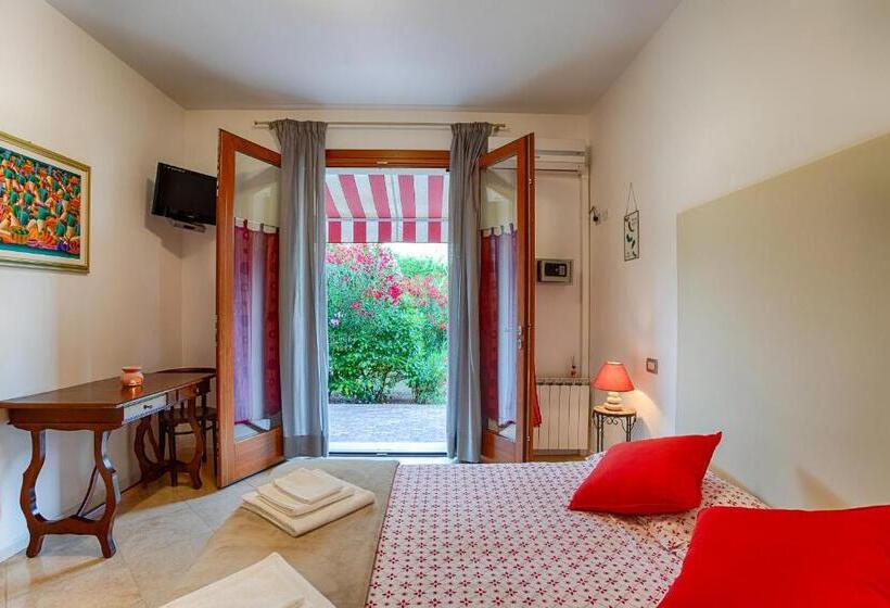 Номер Стандарт Вид на Сад, B&b A Casa Di Marta