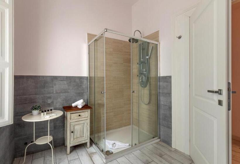 اتاق استاندارد, Baldassini Suites