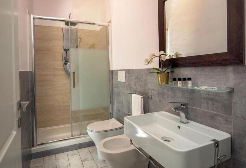 اتاق استاندارد, Baldassini Suites