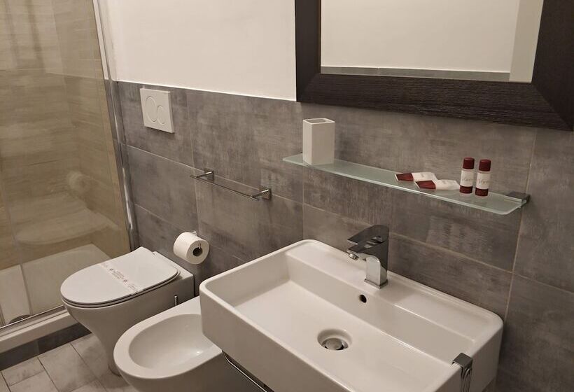 اتاق استاندارد, Baldassini Suites
