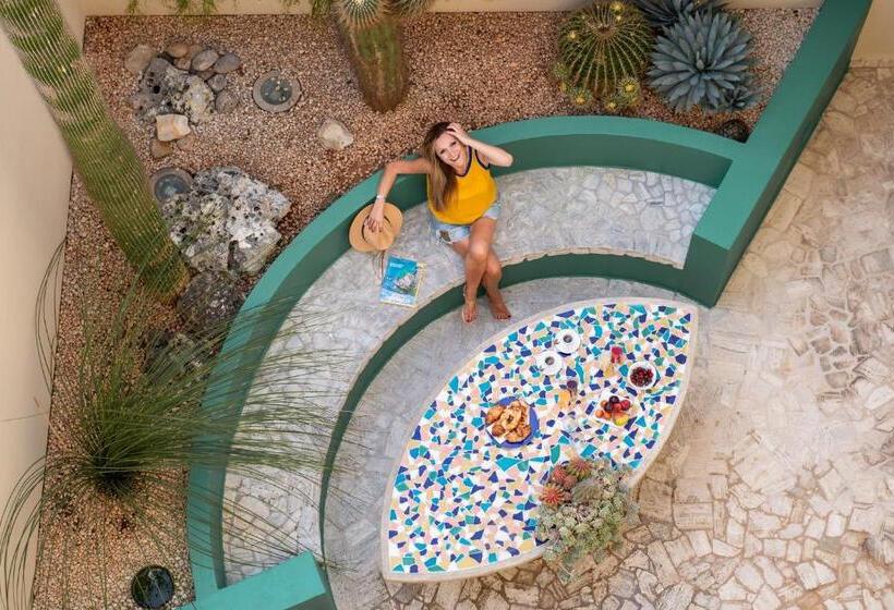 جناح, Monteforte Resort