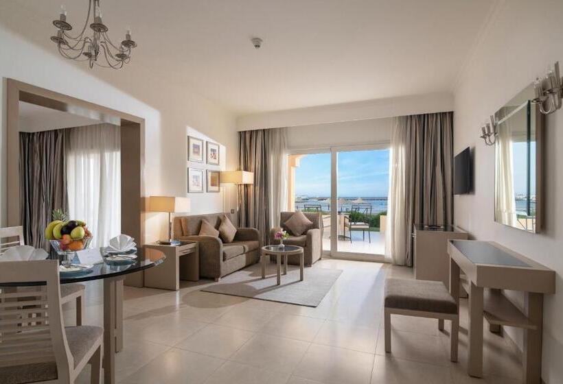 سوییت جونیور با چشم‌انداز دریا, Cleopatra Luxury Resort Makadi Bay