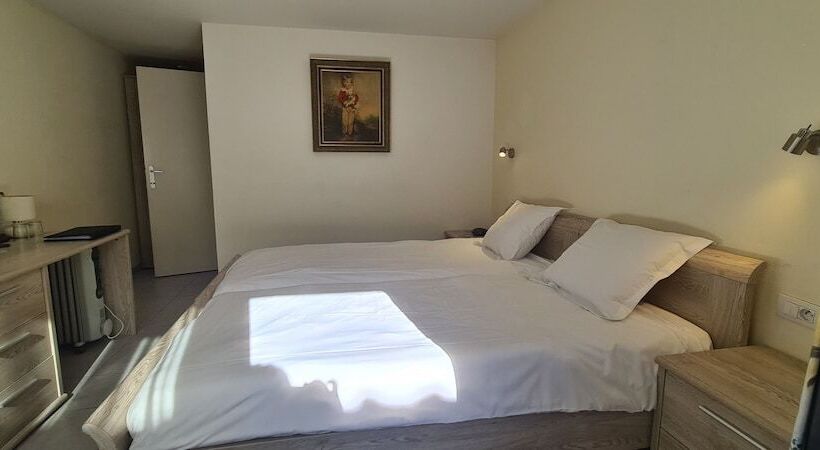 Номер Стандарт, Alliance Hotel Ieper Centrum