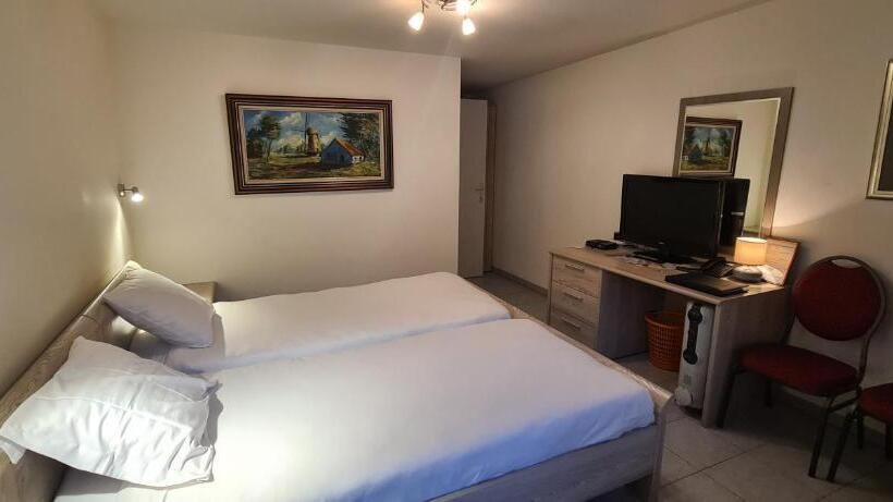 Номер Стандарт Индивидуальный, Alliance Hotel Ieper Centrum