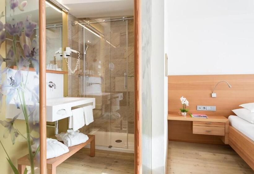 Номер Deluxe с Балконом, Heubad