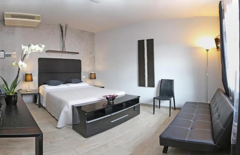 Номер Стандарт с Кухней, Residenza Alighieri