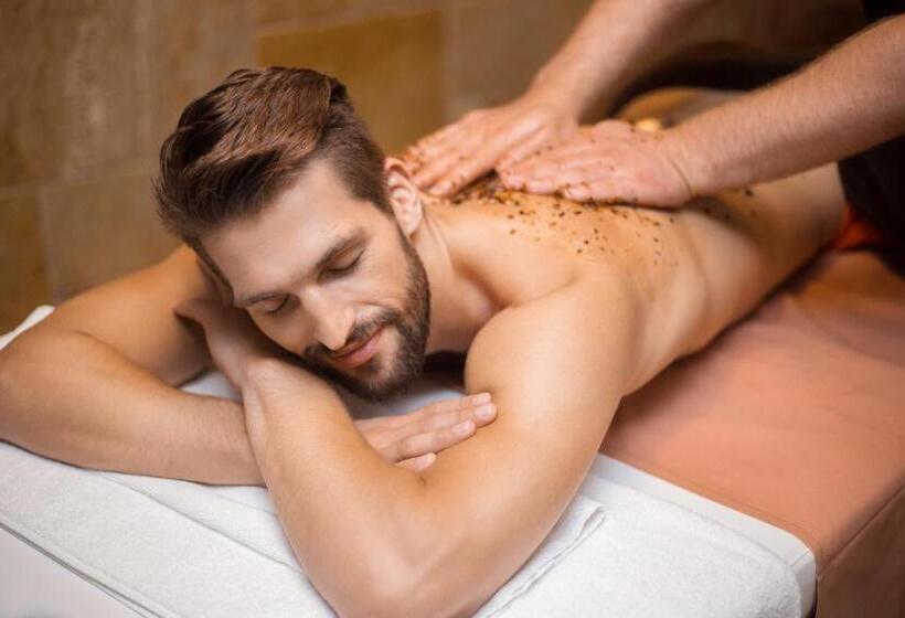 اتاق استاندارد یک نفره, Spa Amber Palace