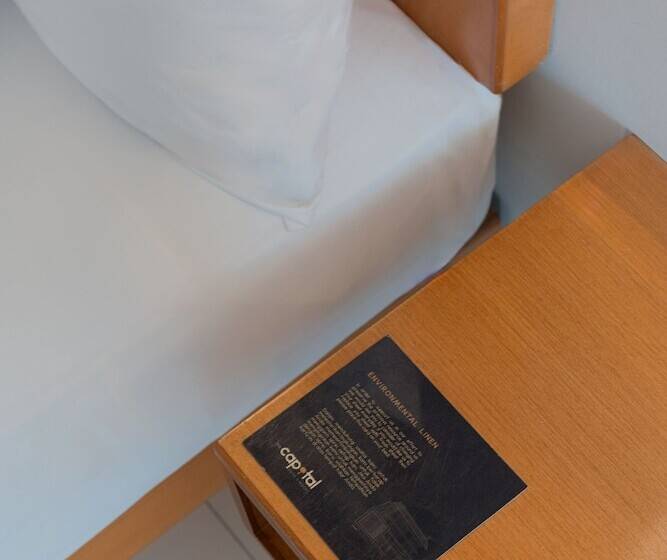 Номер Executive, The Capital Hotel Surabaya