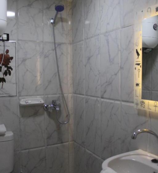 اتاق استاندارد سه نفره, Hostel Sunset Down Town
