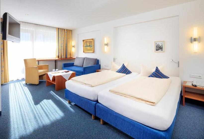 Номер Стандарт Трехместный, Altstadt Hotel Zum Hechten