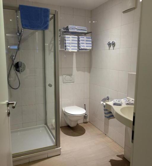 Четырехместный Номер Стандарт, Altstadt Hotel Zum Hechten