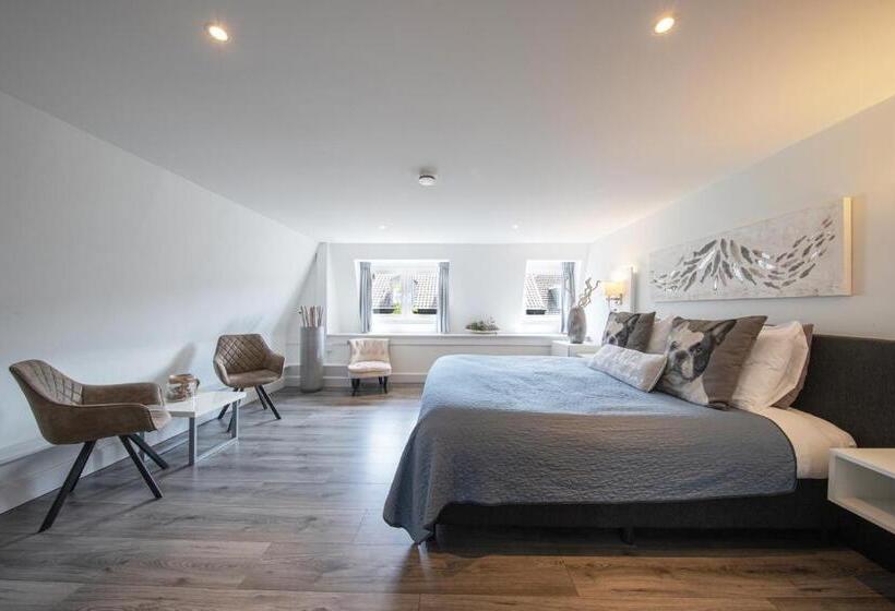 Номен Superior с Гидромассажем, Boutique Hotel Scheepers