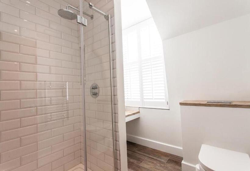 Номер Стандарт, Primrose House St. Ives