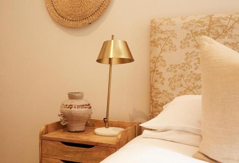 Номер Стандарт, Primrose House St. Ives