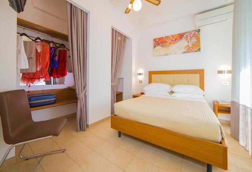 סוויטה נוף לים, Mediterraneo Hotel & Suites