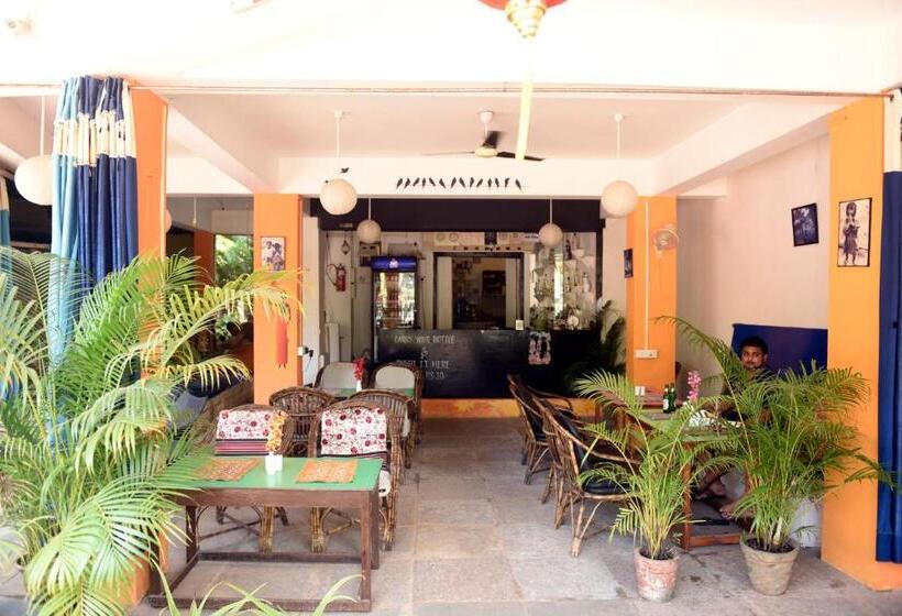 标准间带阳台, Maria Guest House