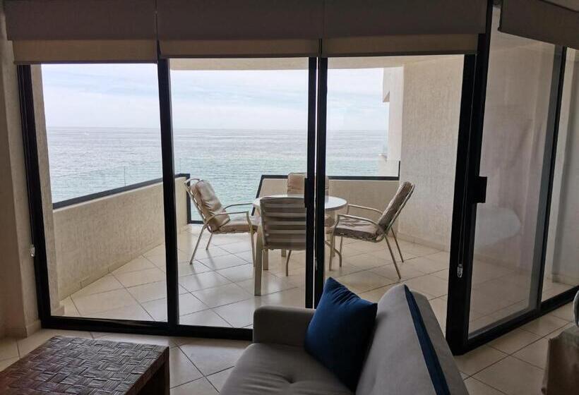テラス付きスタンダードワンルーム, Condominios San Carlos