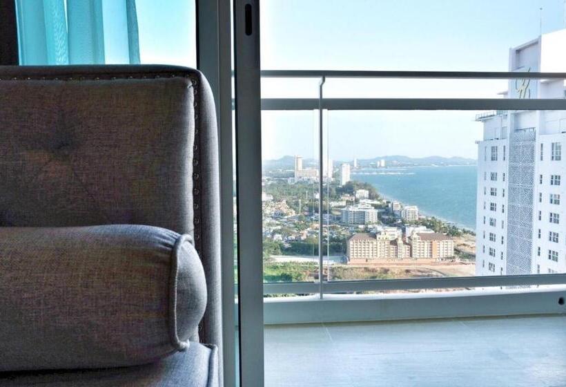 带海景的复工套房, Veranda Residence Pattaya By Sea
