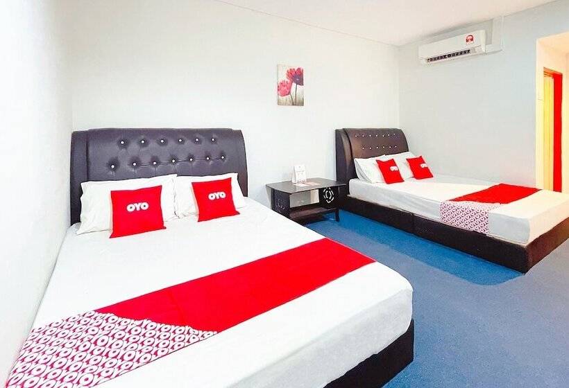 Family Suite, Oyo 90324 Muar Station