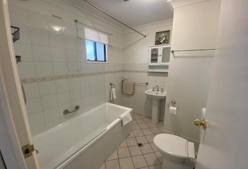 Номер Стандарт, Settlers House York