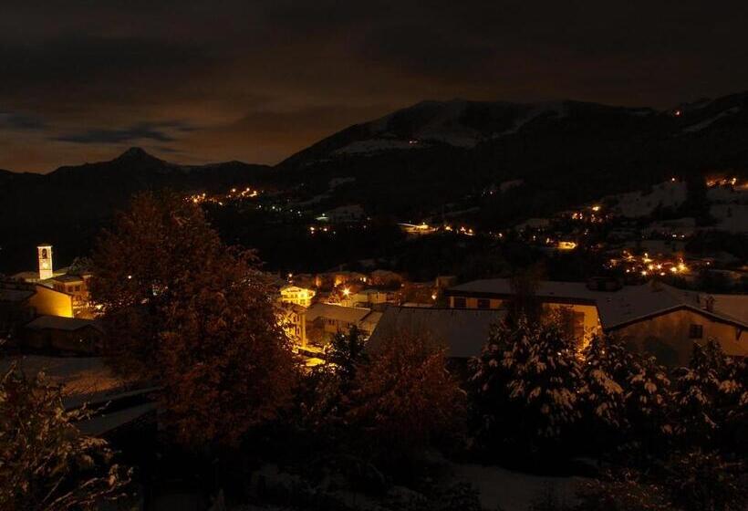 Номер Стандарт, Corte Santa Libera