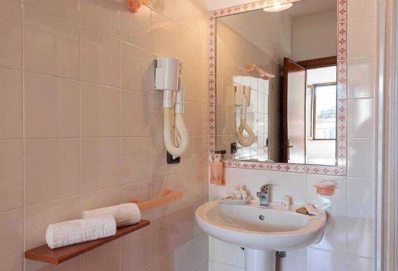 Полулюкс с Балконом, Relais Casina Copini