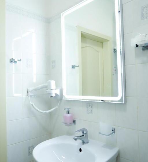 Quarto Estandar, U Schnellu