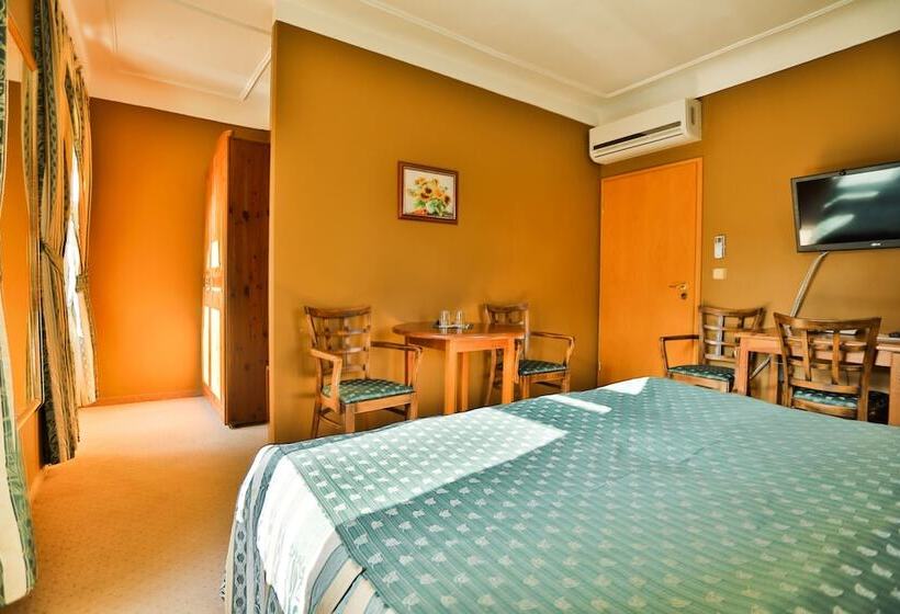Quarto Estandar, U Schnellu